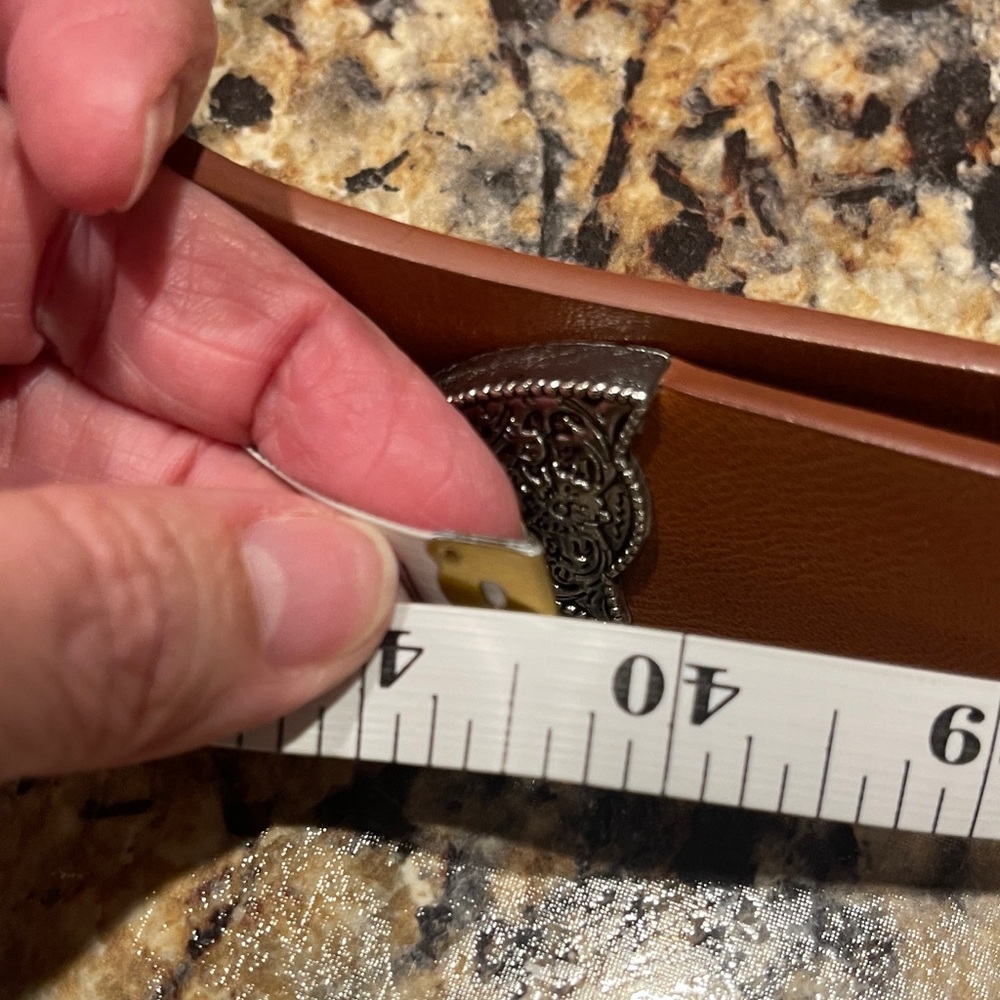 Francesca's Collections Brown Double Buckle Belt Size L/XL - Picture 4 of 4